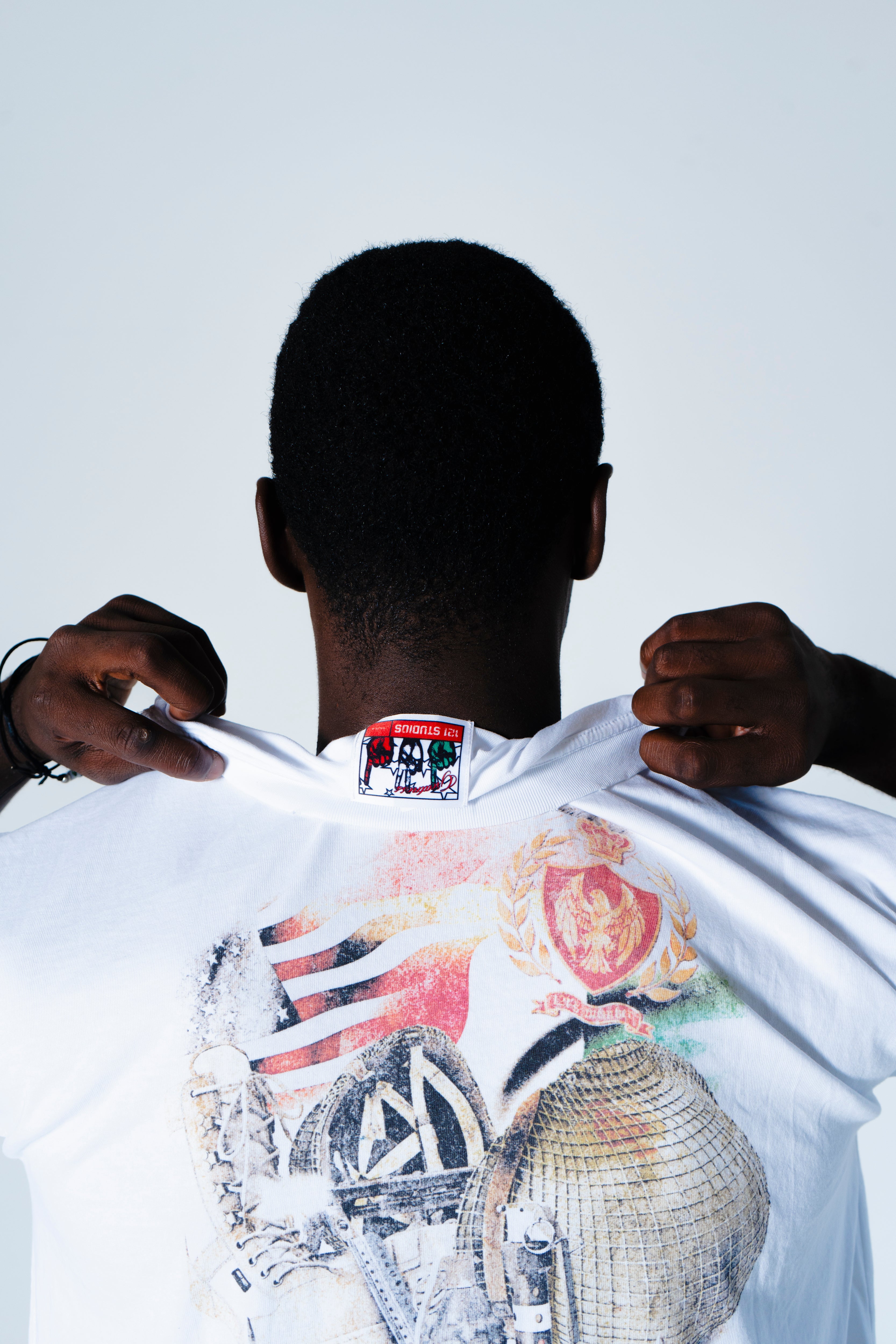 IMBATTUTI TEE